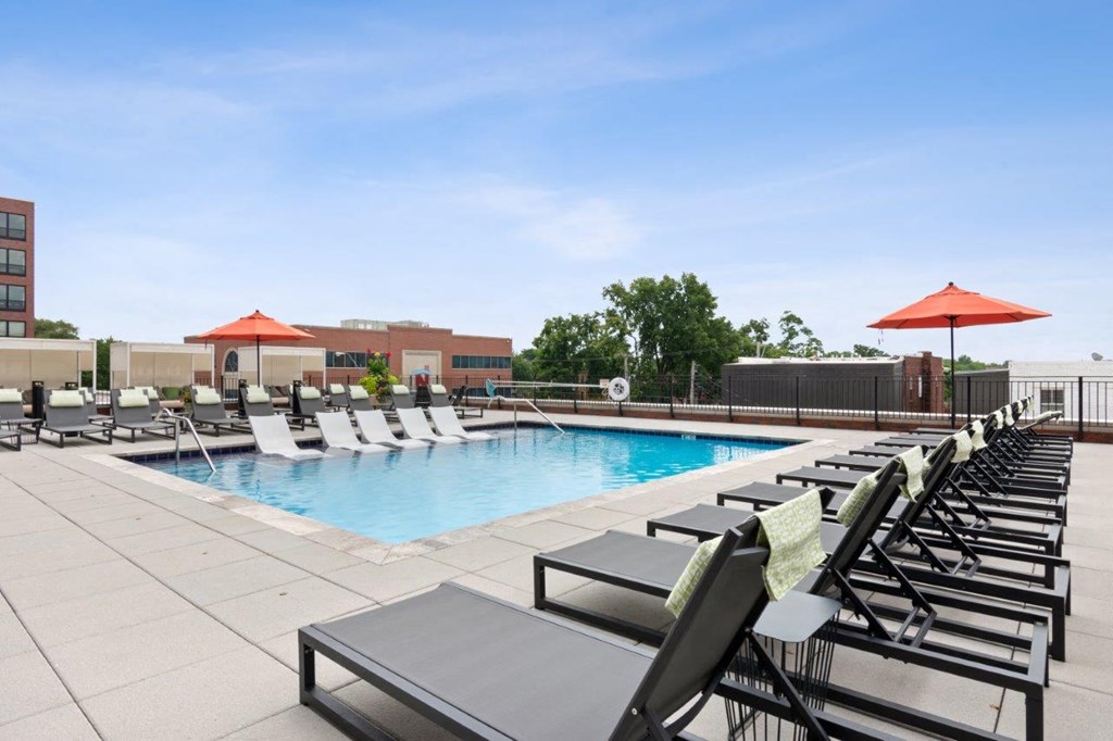Alton Heights in Kansas City, Missouri Pool with Lounge Chairs