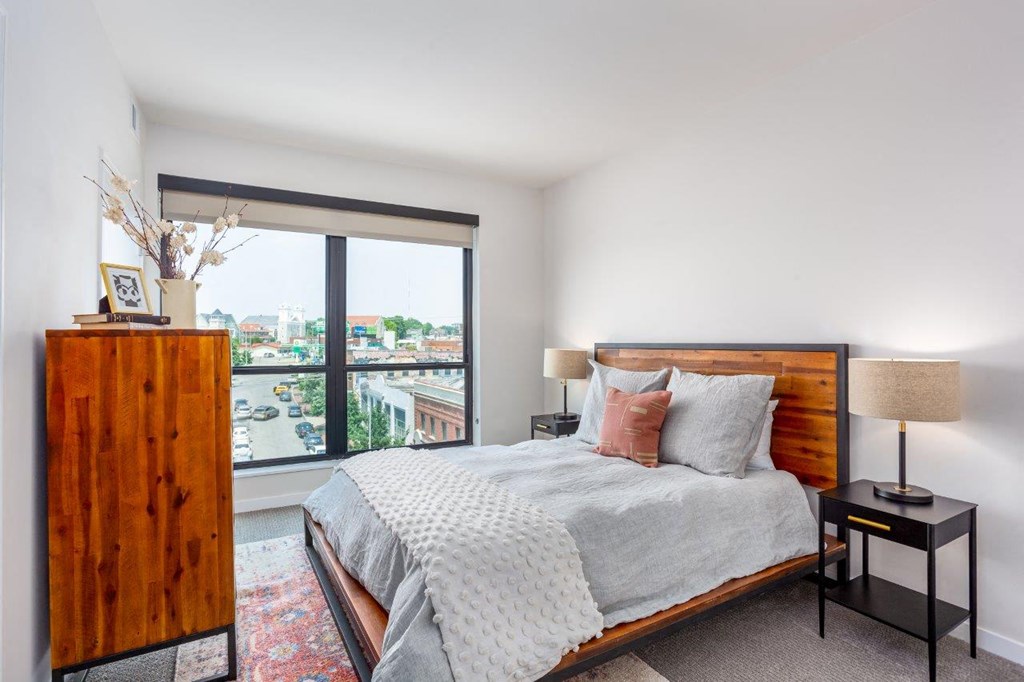 Alton Heights in Kansas City, Missouri Model Bedroom