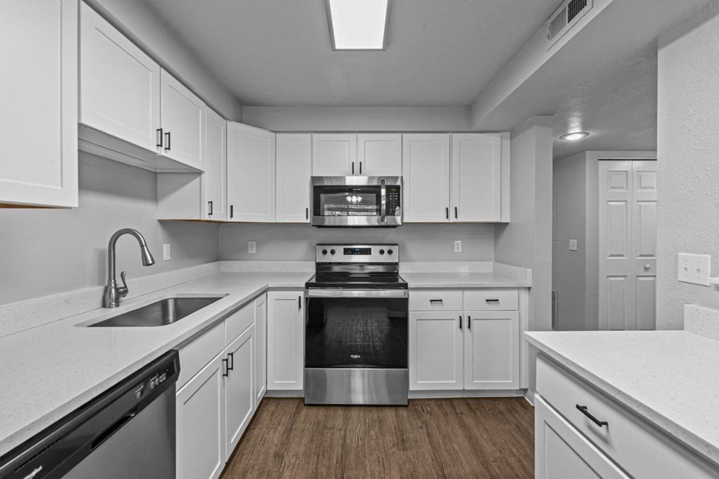 Woodbine Apartments in Boise, Idaho Kitchen