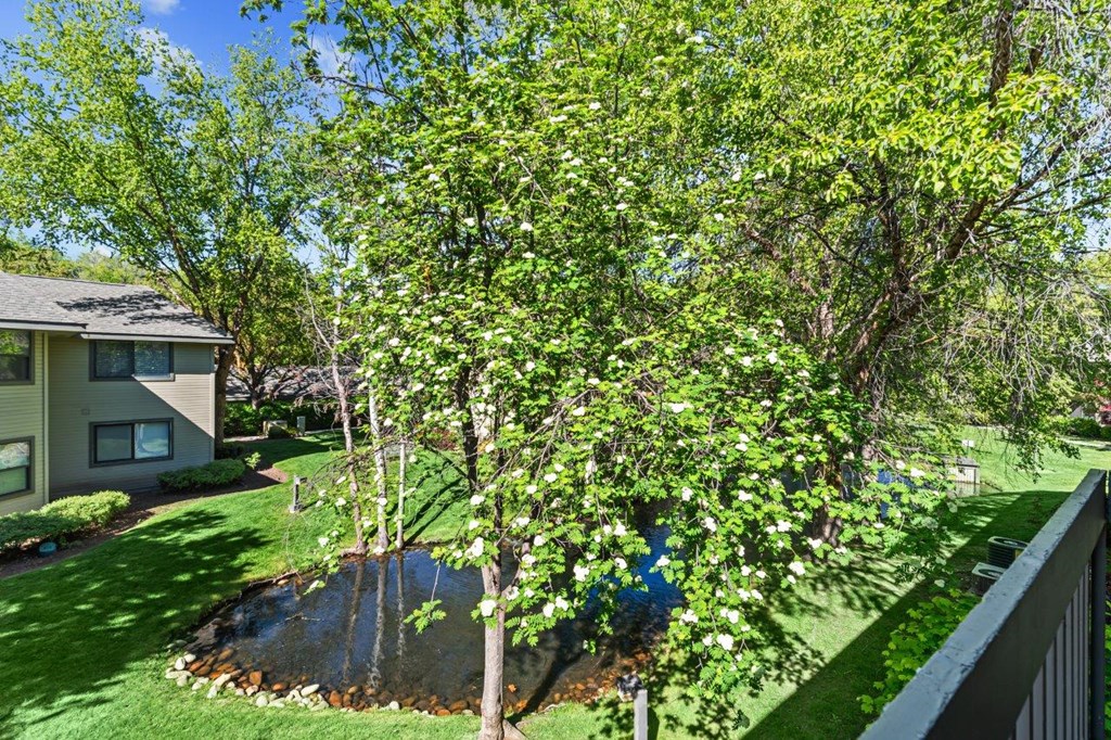Woodbine Apartments in Boise, Idaho Private Balcony