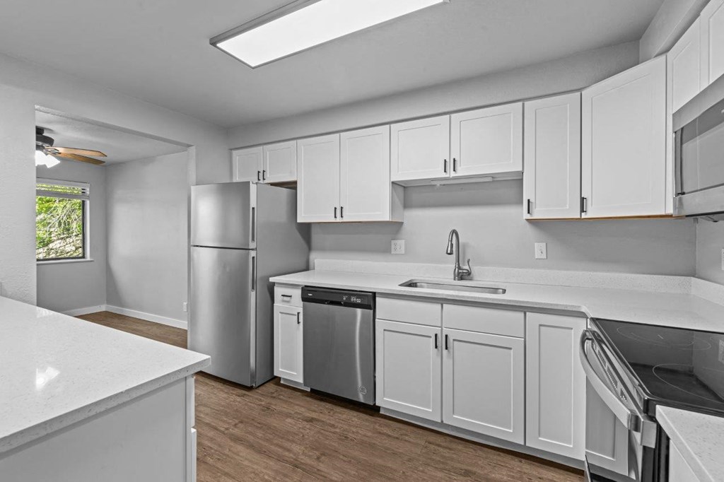 Woodbine Apartments in Boise, Idaho Kitchen