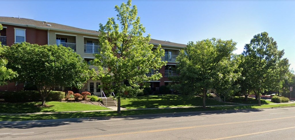 Woodbridge Apartments Exterior