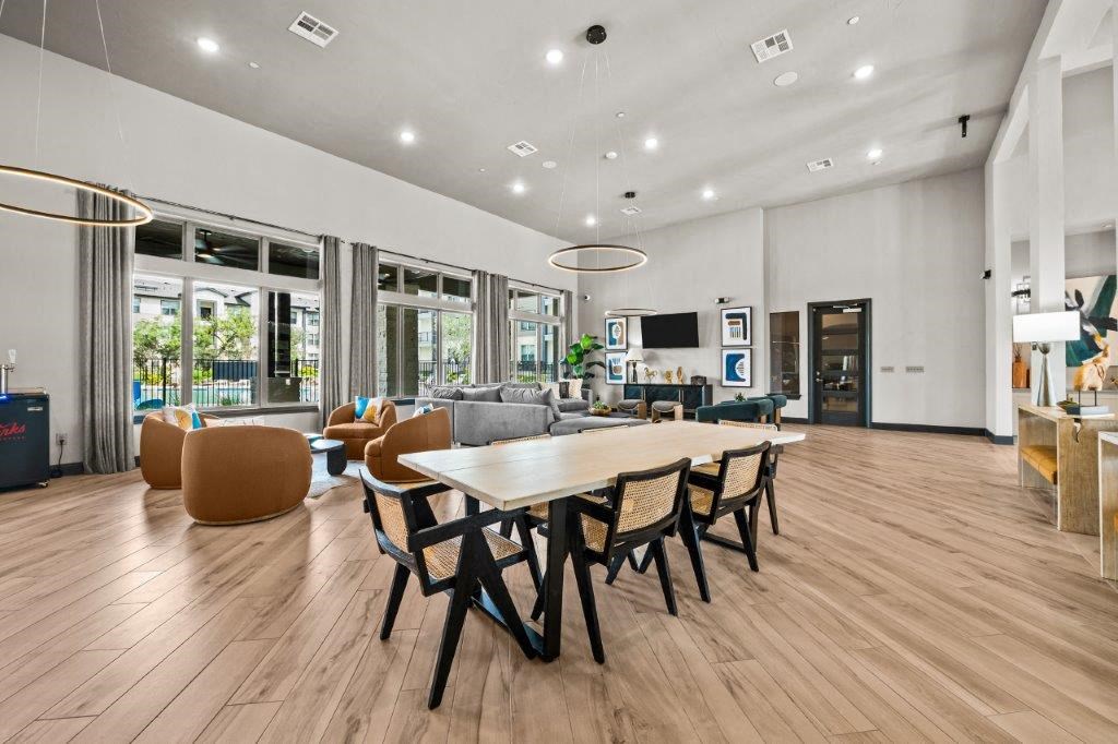 Redbird Ridge Apartments Lounge