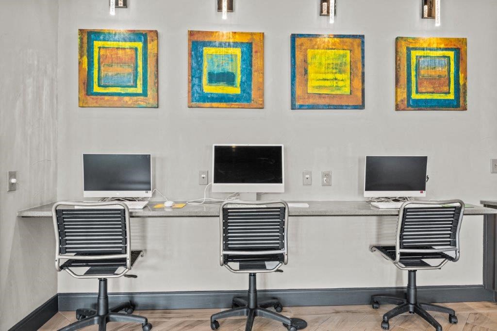 Redbird Ridge Apartments Business Center