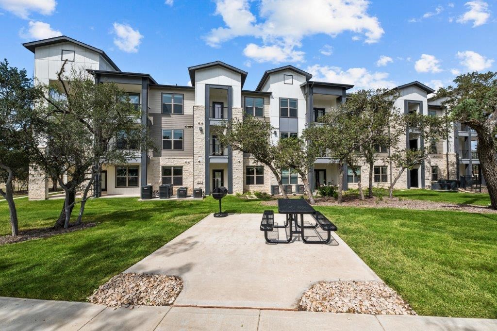 Redbird Ridge Apartments