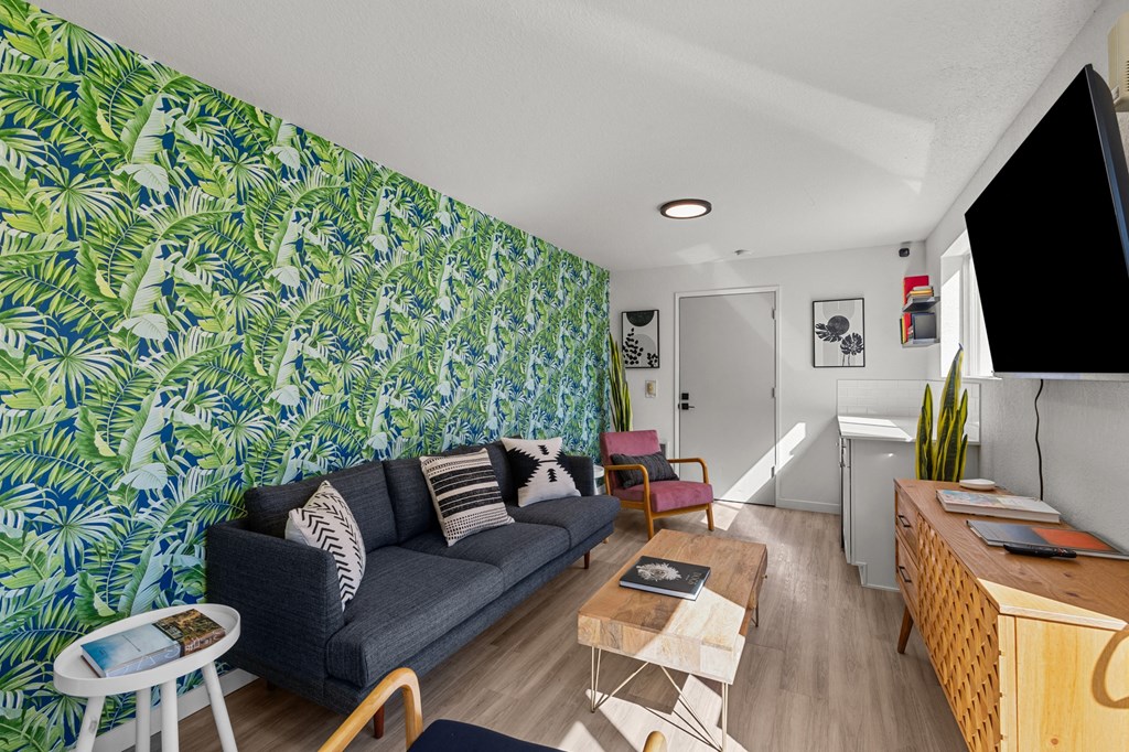 Bend_OR_Oasis_CommunityRoom