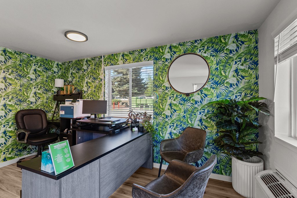 Bend_OR_Oasis_LeasingOffice
