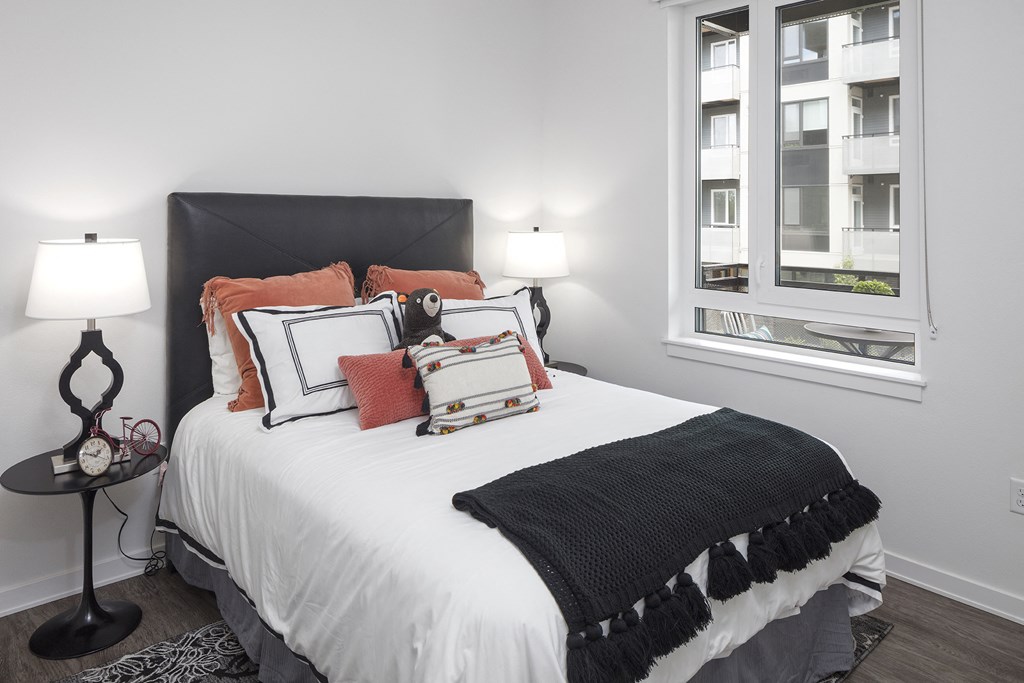 ArcCentral_Beaverton_OR_Interior_Bedroom_3