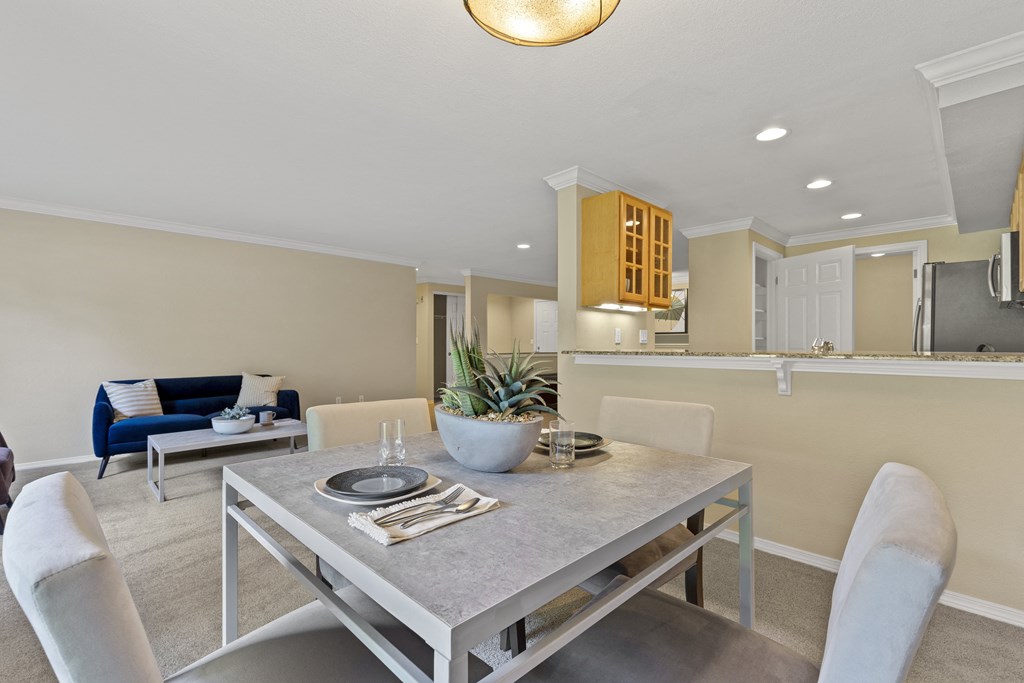 Yarrowood Highlands dining room