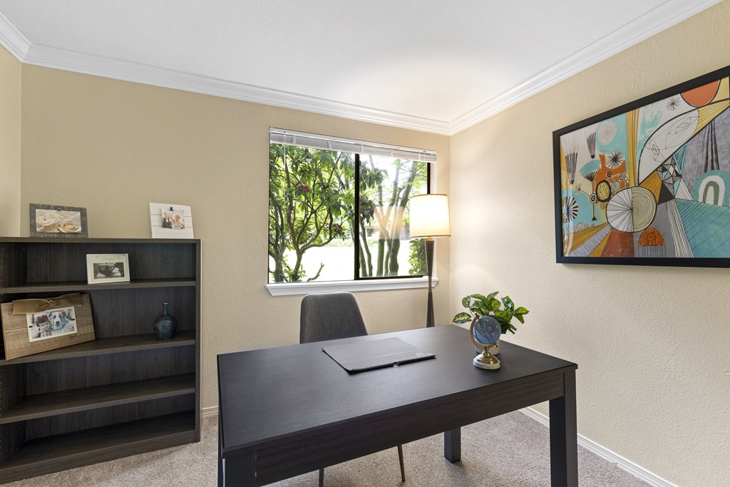 Yarrowood Highlands model office