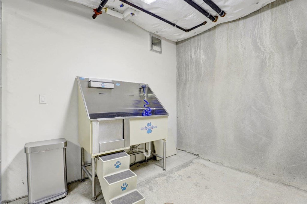 Sparc Apartments Pet Washing Station Sparc Apartments Pet Washing Station
