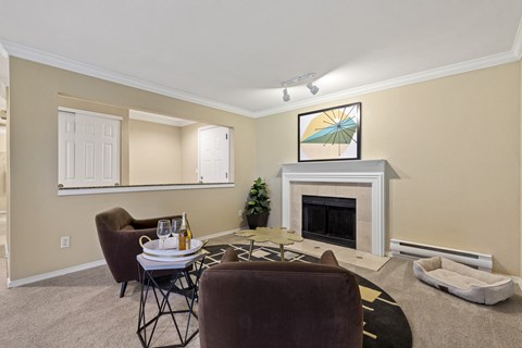 Yarrowood Highlands living room with fireplace