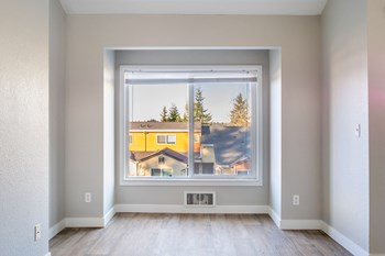 Aspire Apartments at Mountlake Terrace Living Room - Photo Gallery 3