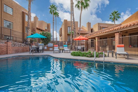 Catalina Crossing Apartments in Tucson, Arizona Pool with Lounge Chairs