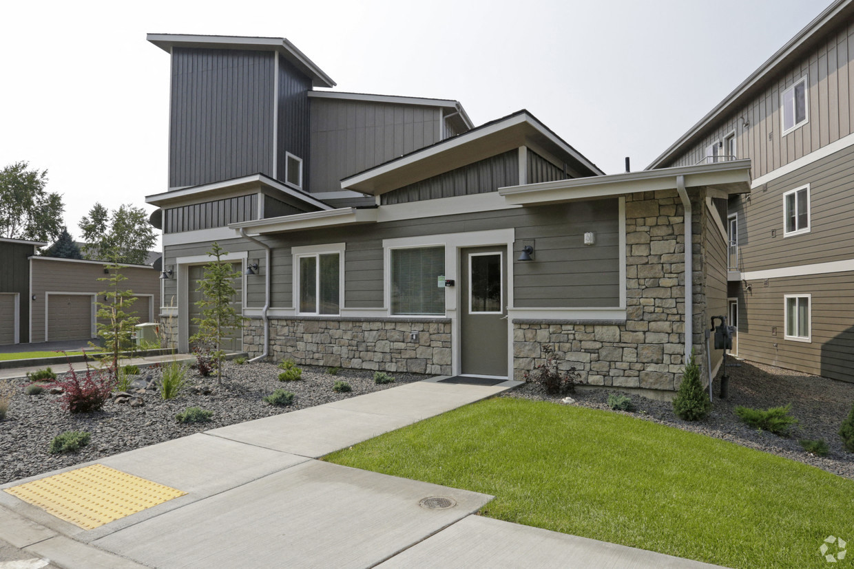 dakota-flats-spokane-wa-welcome-center