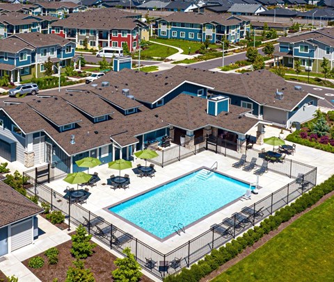 EvergreenVillageDeltaRidge_Eugene_OR_Ext_Amenity_Pool_5