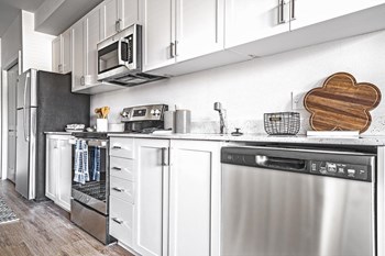 TheEddy_Bend_OR_Int_Kitchen_2 - Photo Gallery 3