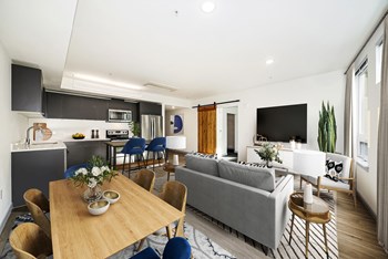 7662 159th Place NE 1-3 Beds Apartment for Rent - Photo Gallery 2
