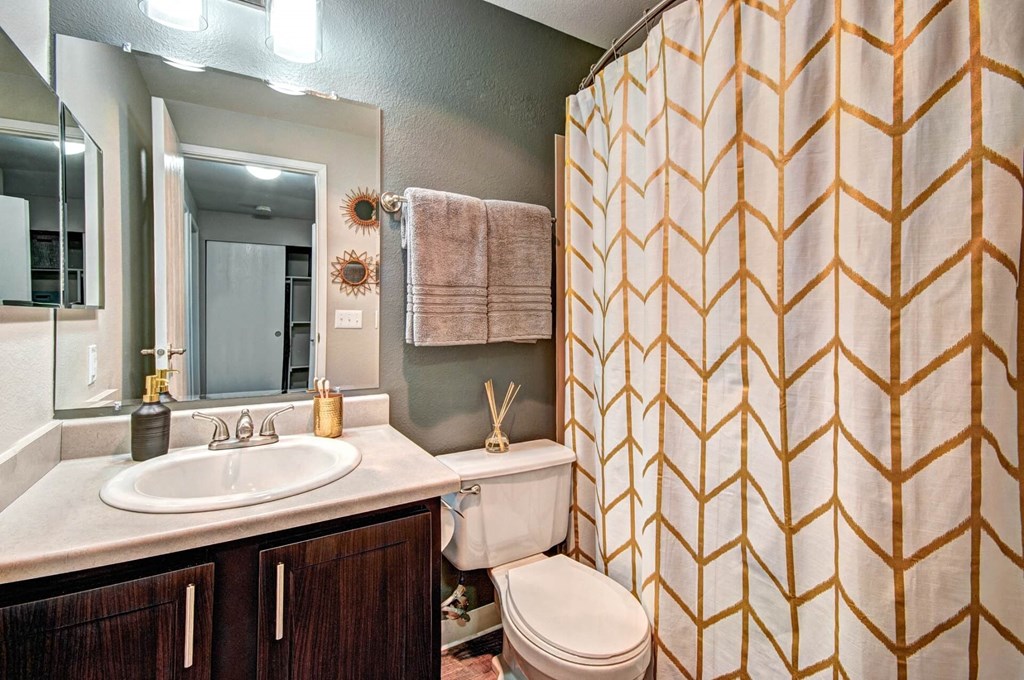 Brackett model unit bathroom