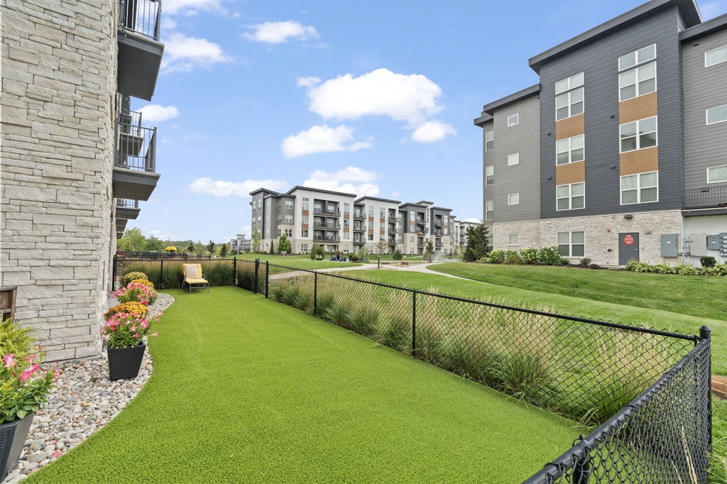 The Donovan Apartments in Lee's Summit, Missouri Exterior