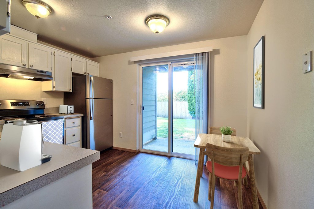 Parc East Apartments Staged kitchen and small dining area
