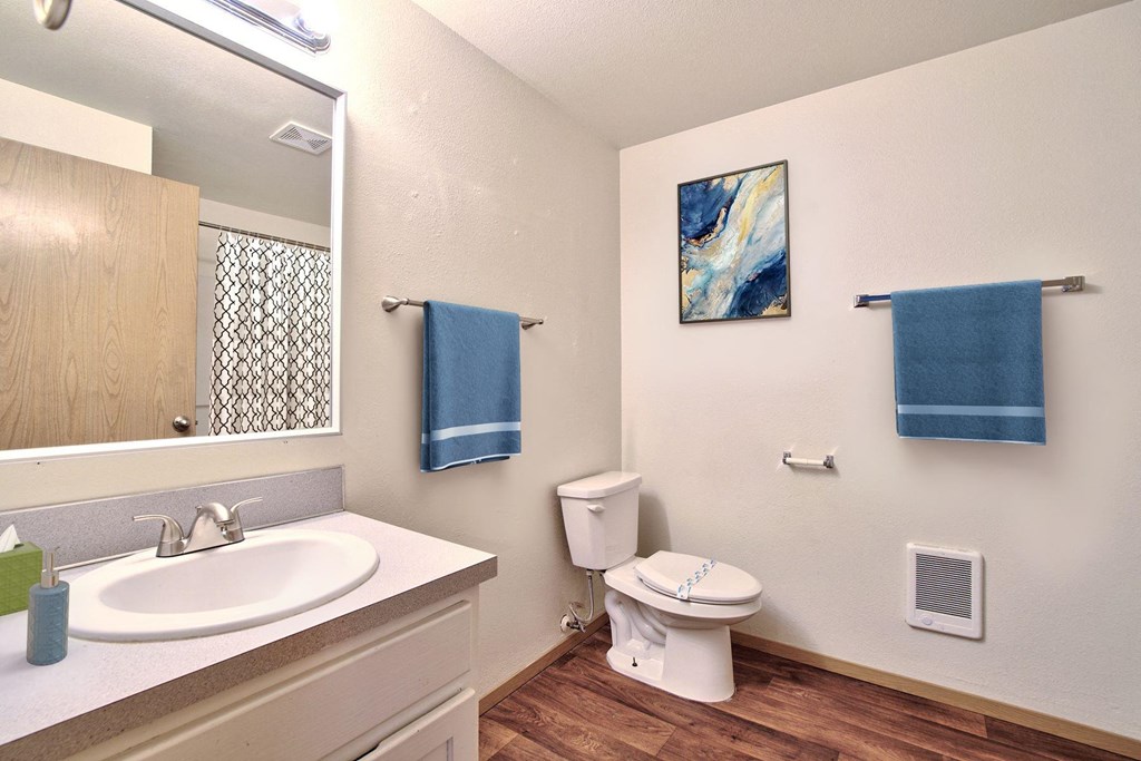 Parc East Apartments Staged bedroom