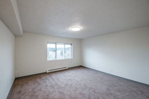 PattersonTower_Eugene_OR_Bedroom1