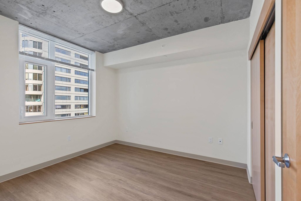 The Rise on Madison Vacant Bedroom