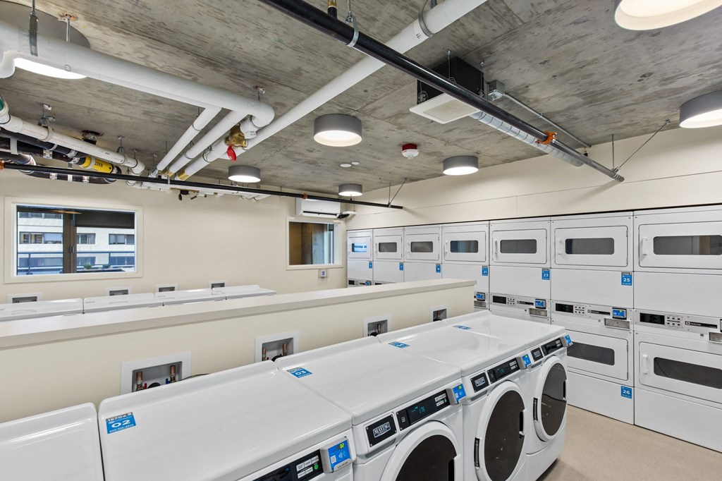 The Rise on Madison Laundry Room