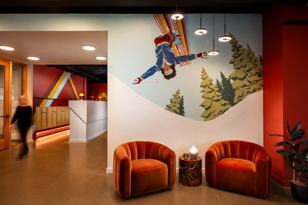 Strata_Bend_OR_Amenities_mural