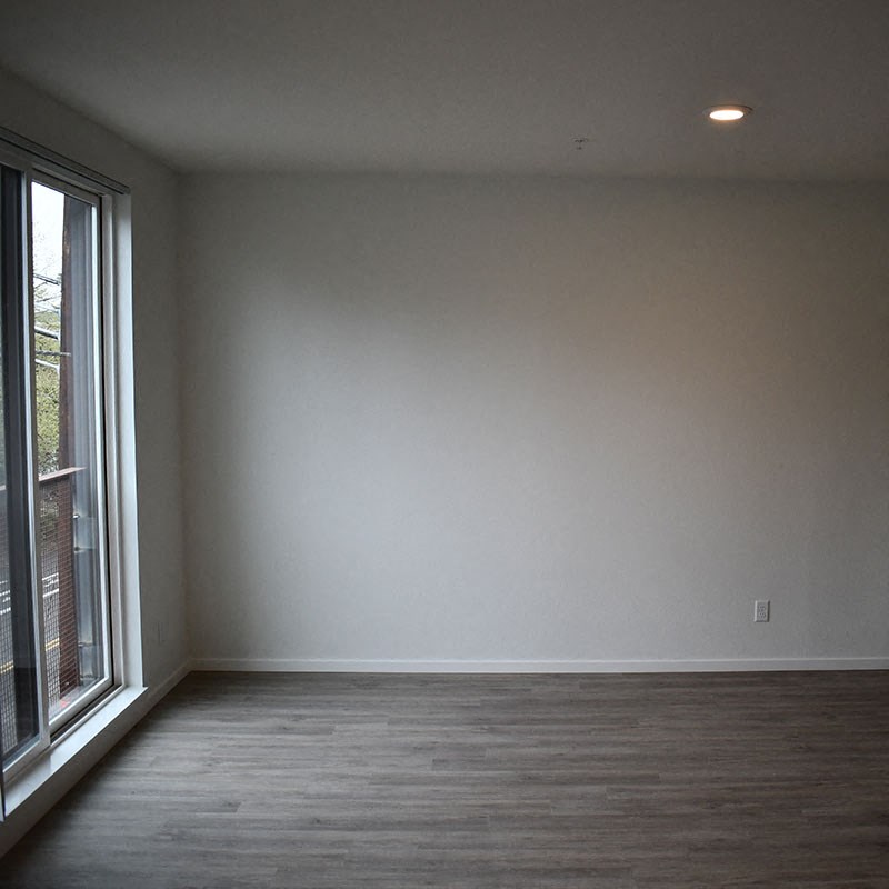 Franklin Flats Apartments Bedroom with Hardwood Floors