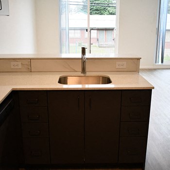 Franklin Flats Apartments Kitchen Sink - Photo Gallery 13
