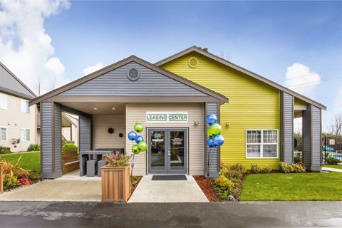 The Stinson Leasing Office