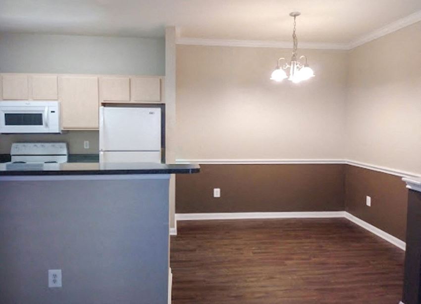 Tigoni Villas Apartments, 1527 W. Sunshine Drive, San Antonio, TX