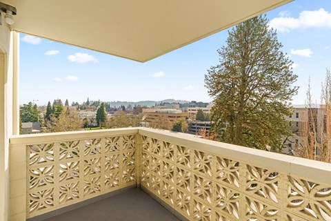 PattersonTower_Eugene_OR_Balcony
