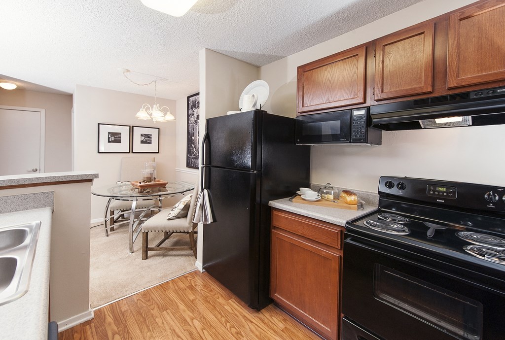 Walton Crossing Apartments Model Kitchen