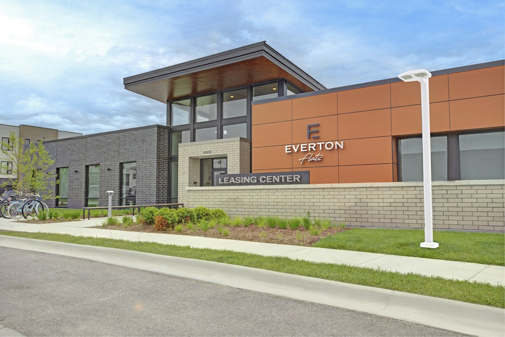 a building with the entrance to everton campus center
