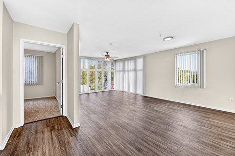 900 F Street Studio Apartment for Rent