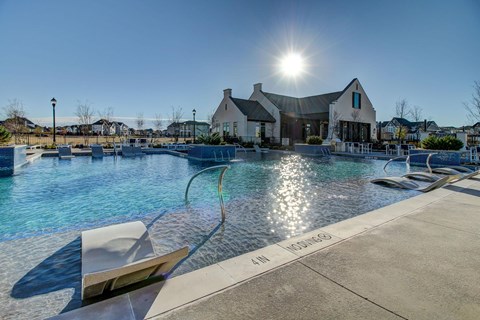 The resort style pool at The Maxwell.