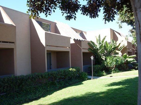 the building in which the hotel is located