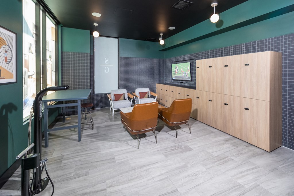 Cycle lounge with lockers and bike maintenance station