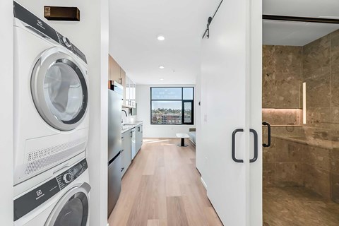805 13Th Street Studio Apartment for Rent