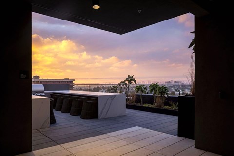 800 B Avenue Studio-2 Beds Apartment for Rent