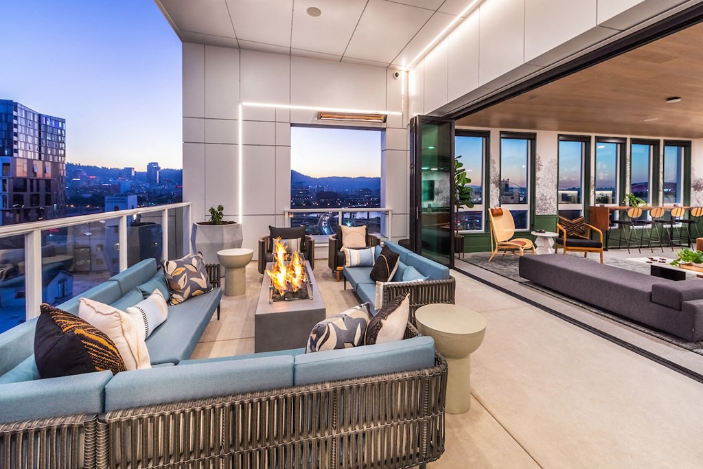 Rooftop terrace and lounge with views to Portland, Oregon