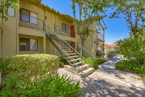 1 1-3 Beds Apartment for Rent