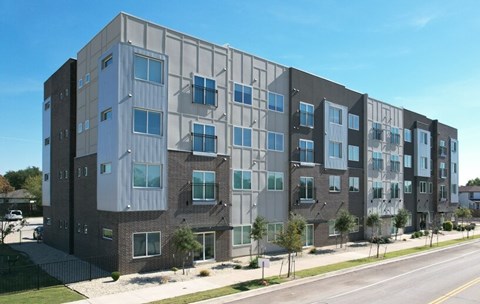 4200 Stuart Road 1-2 Beds Apartment for Rent