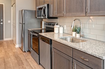 King Kitchen to Entry - Photo Gallery 3