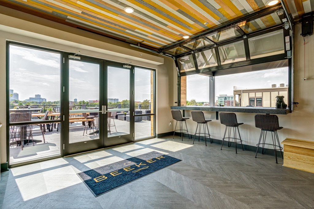 Sky Lounge at The Beeker, Columbus