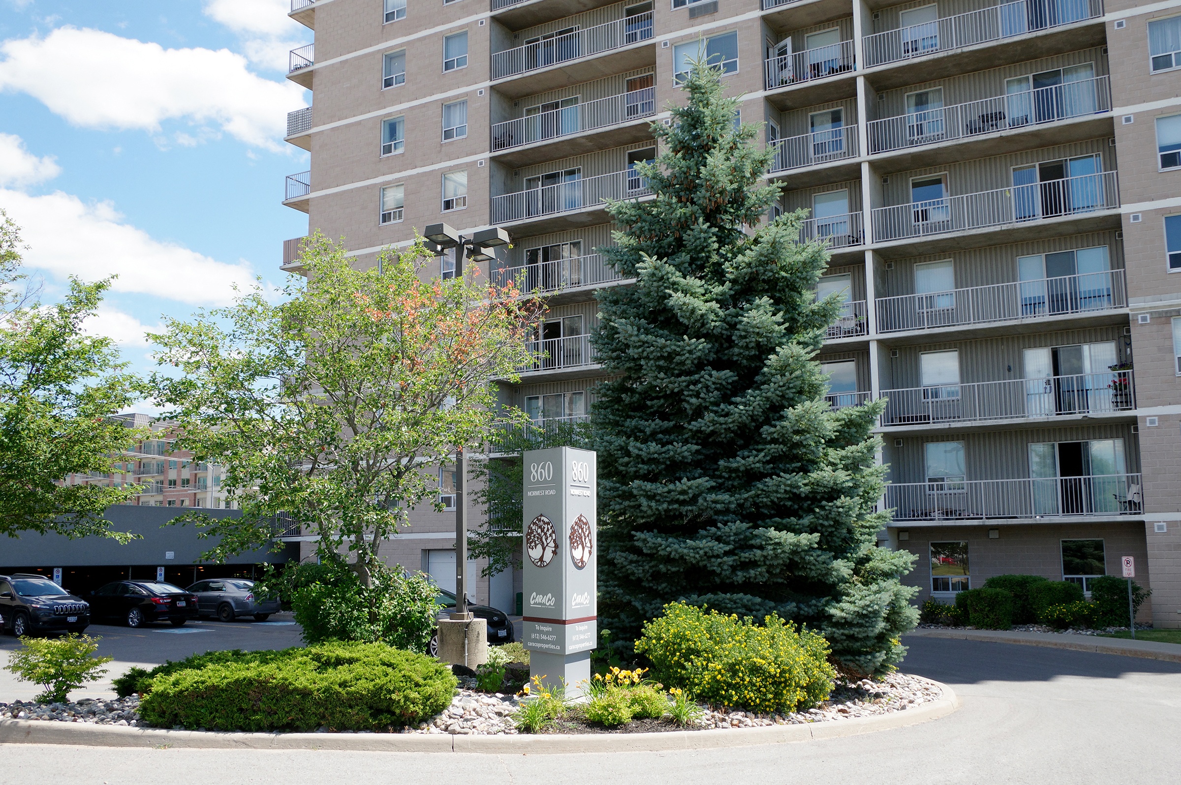 2 bedroom apartment - L'Hermitage East, Kingston - unit 1003 3