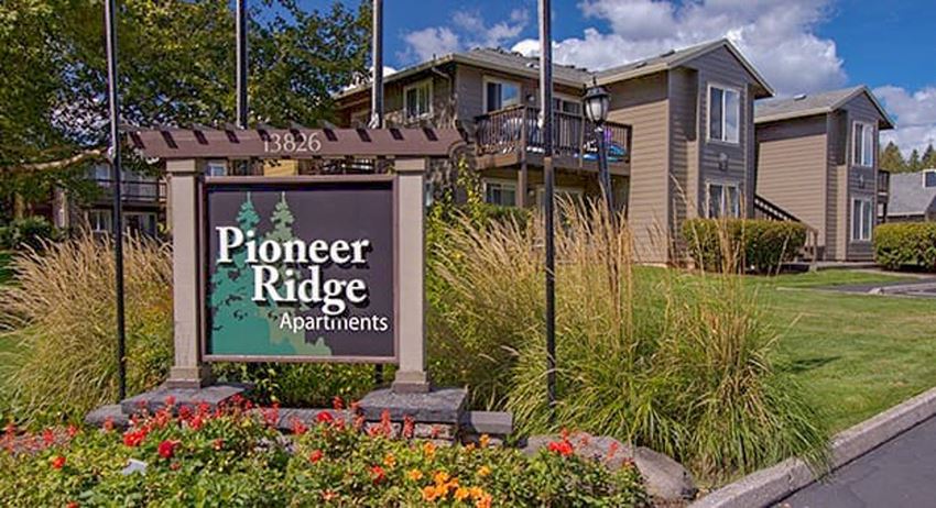 Pioneer Ridge Apartments monument sign - Photo Gallery 1